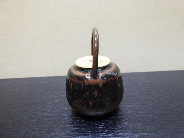 手付茶入　赤膚茶入　瓢箪型赤膚印無名　柏？　保存箱　MA267