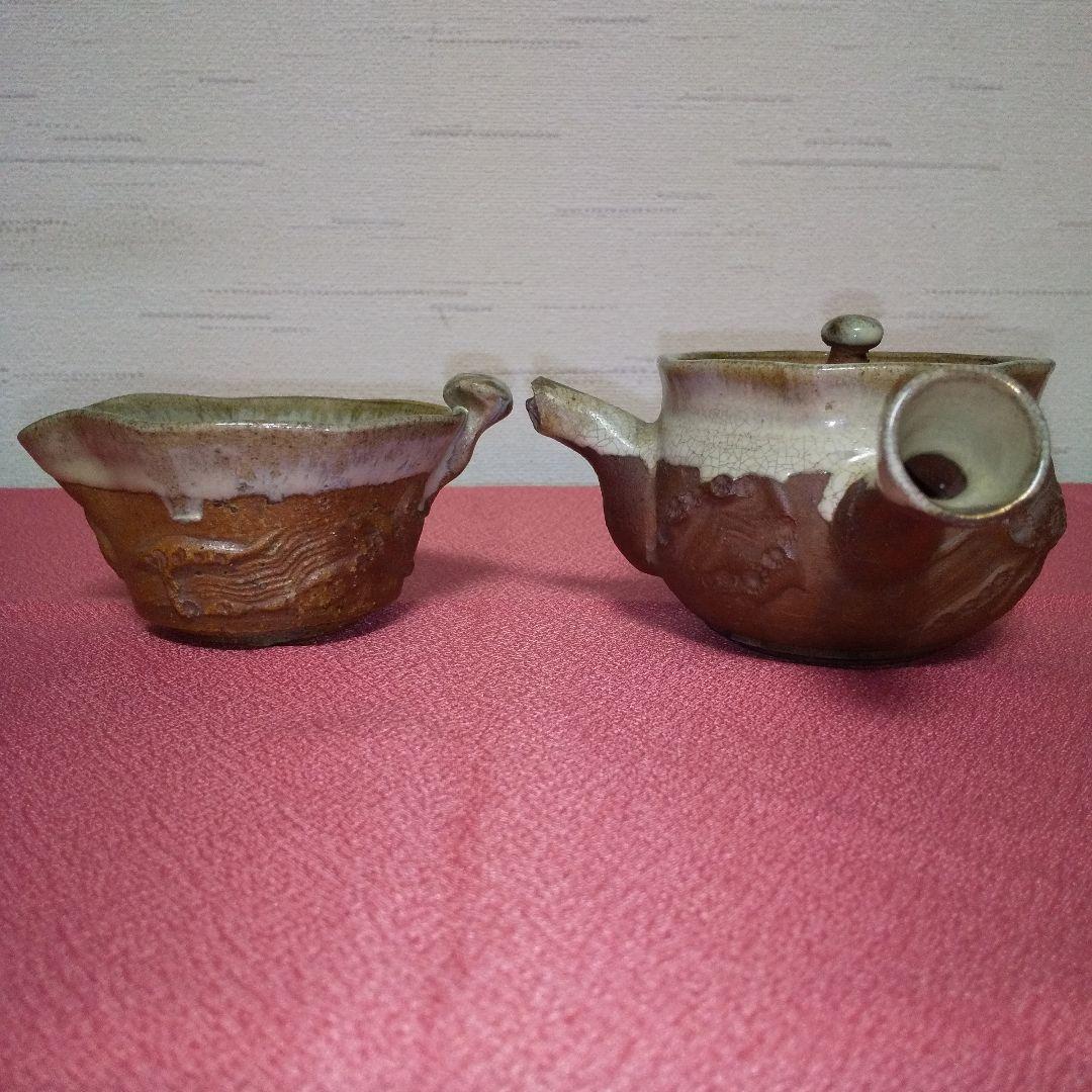 茶器揃い ①急須 ②湯冷まし ③湯呑み茶碗 「金彩・走り駒（左馬）・貫入」