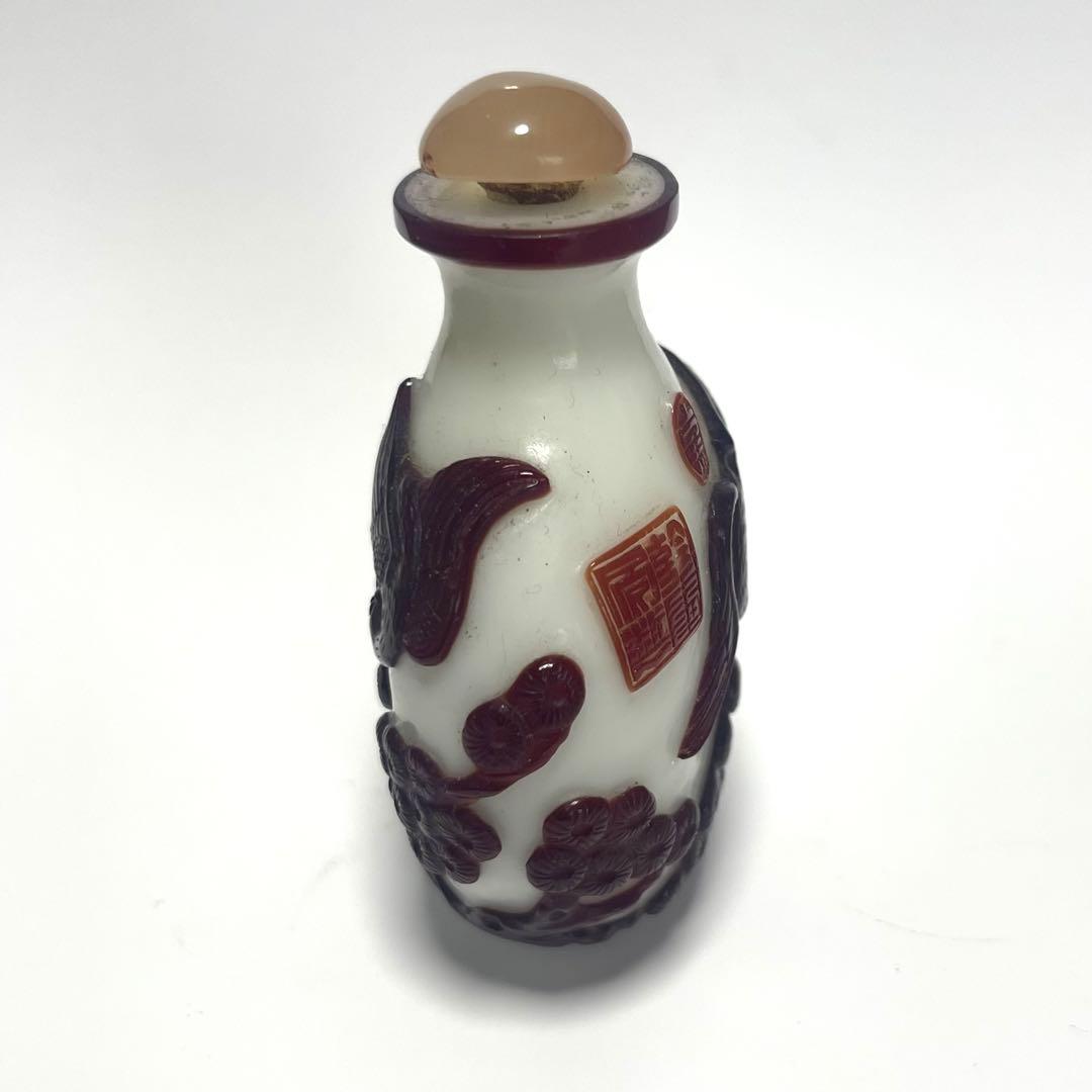 鼻煙壺　中国骨董　鶴の彫刻付き