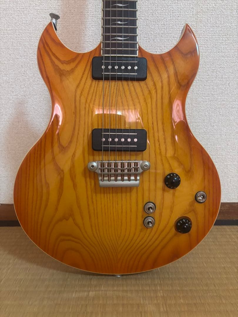 今だけセール！！ VOX SDC-33 ダブルカッタウェイ ソリッド