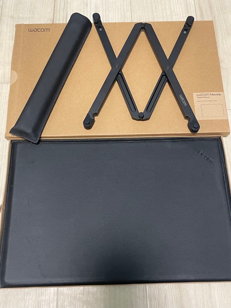 Wacom Movink 13 スタンドとスリーブ付き