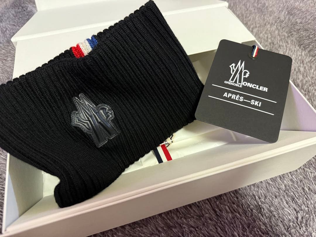 Moncler モンクレール　ネックウォーマー