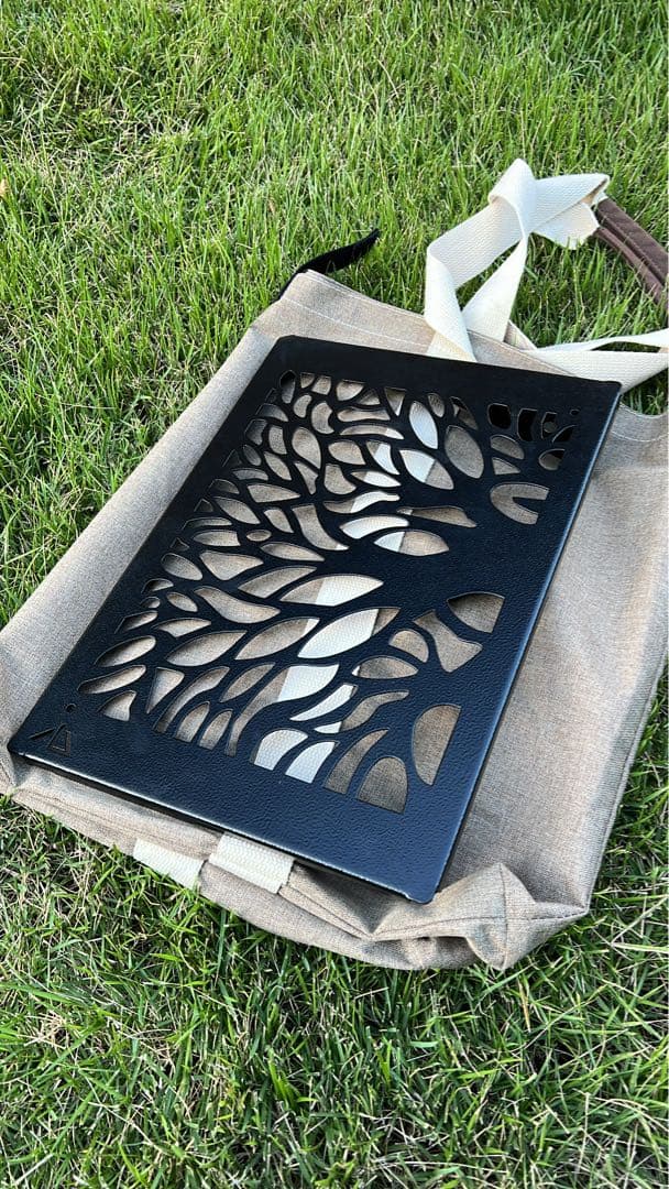 BLACK DESIGN アイアンプレート　ツリー柄2枚セット