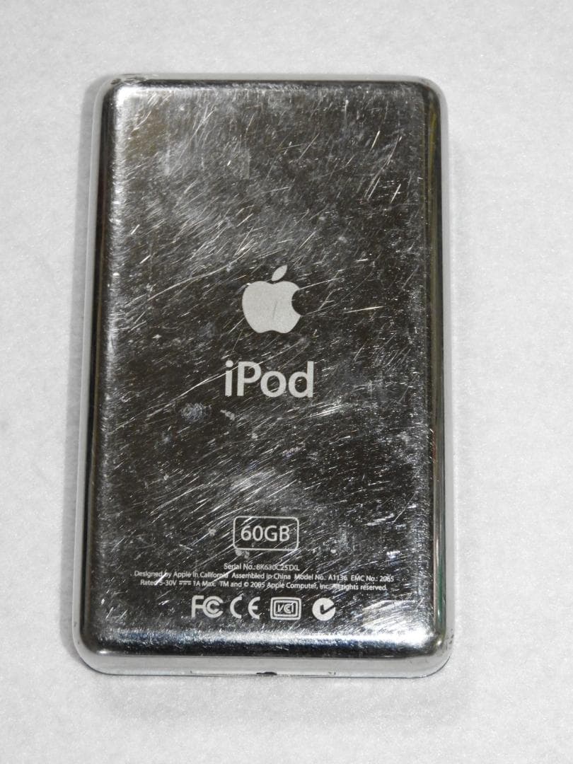 ポータブルプレーヤー Apple iPod Classic 5th Gen 60GB MA147J/A