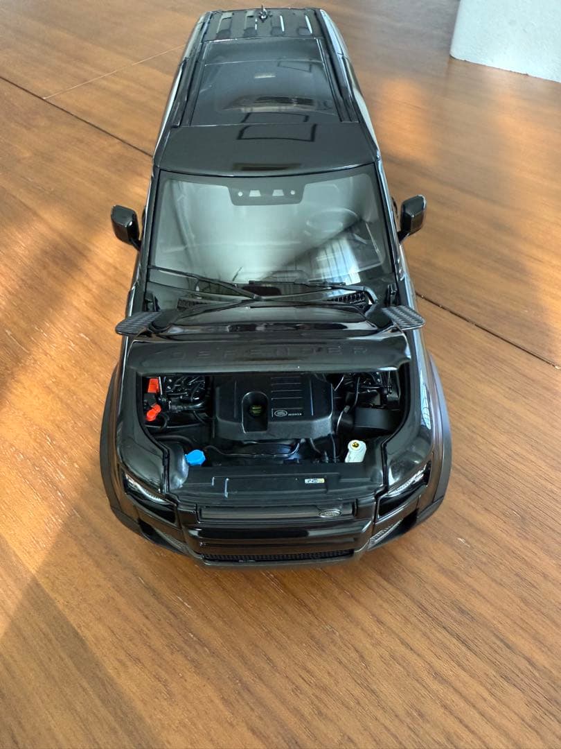 ディフェンダー ミニカー ブラック