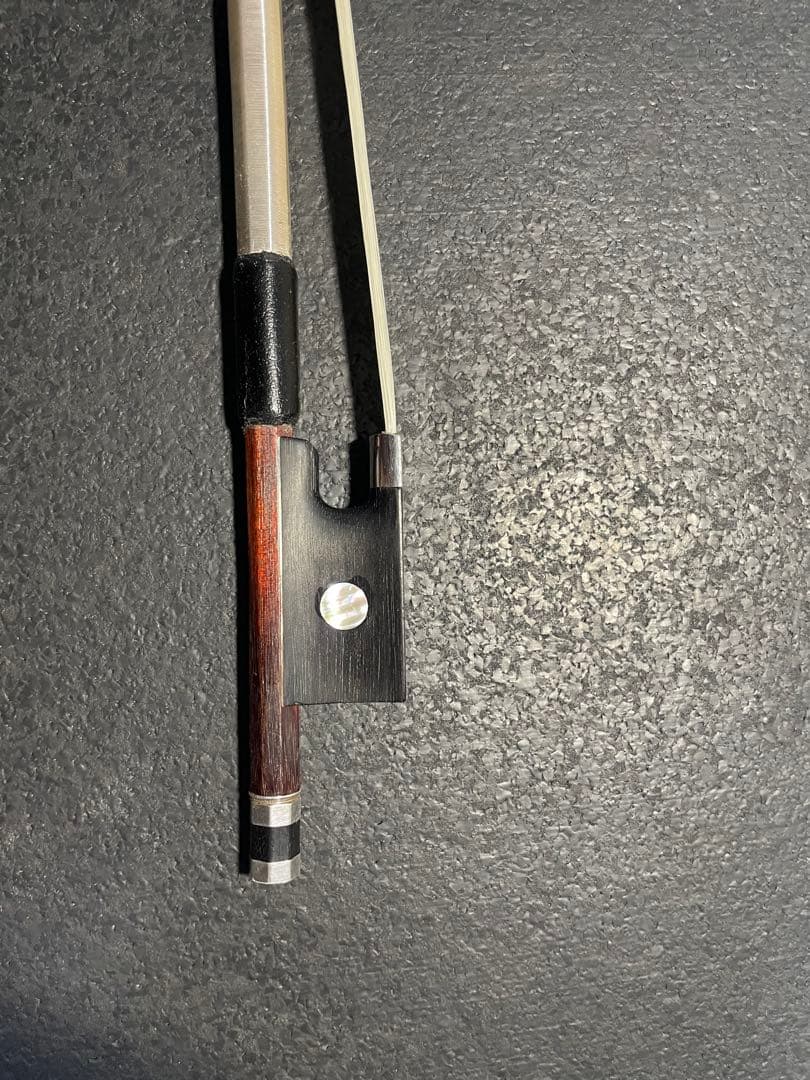 モニークプロー　ヴァイオリン弓　2002年　フランス製