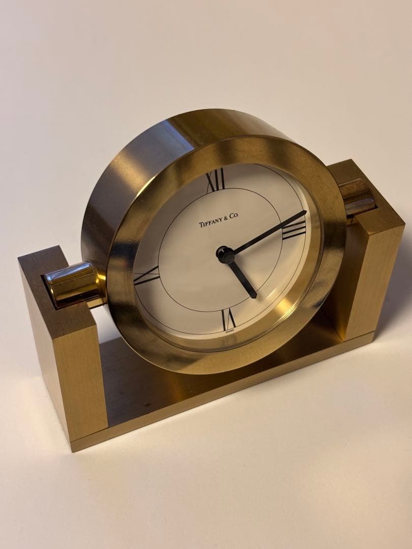 美品ティファニーTiffany & Co. 置時計稼働中です