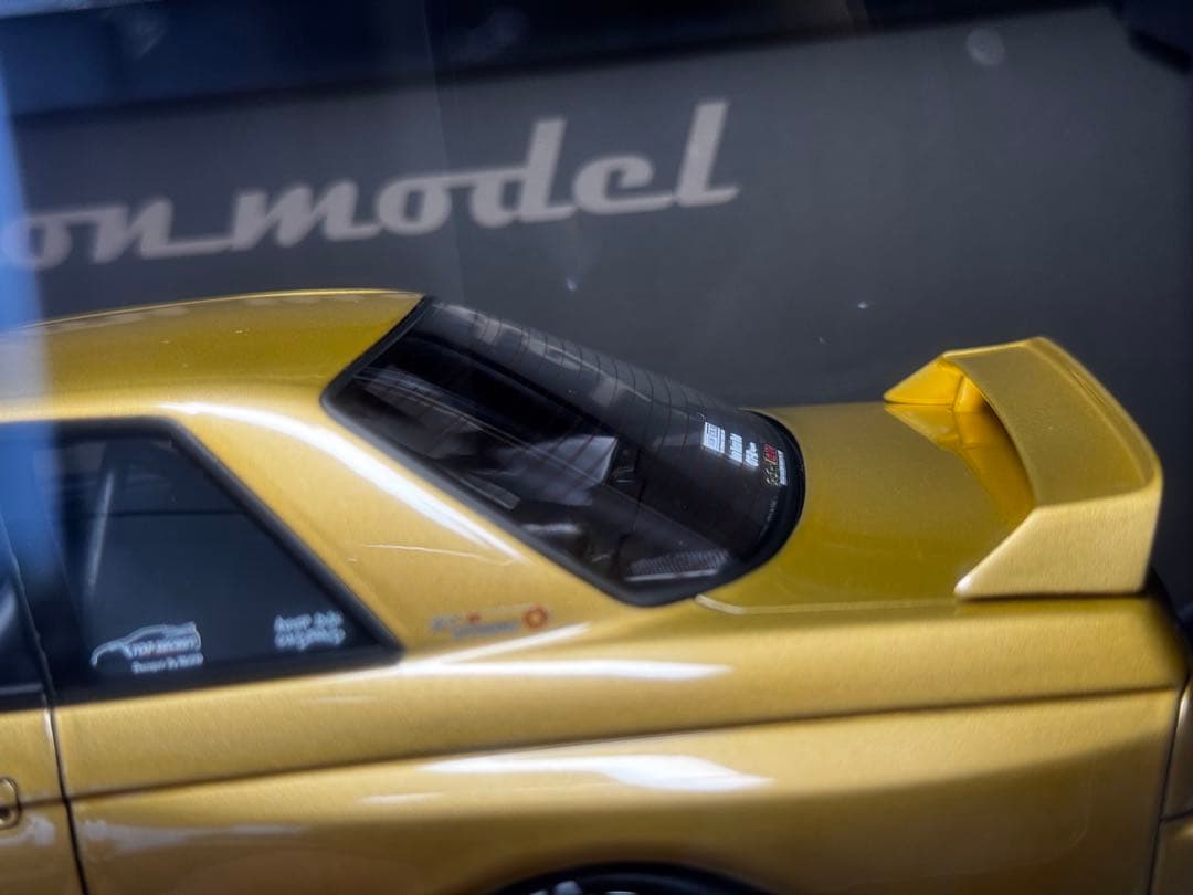 絶版希少 TOR SECRET GT-R (VR32) Gold