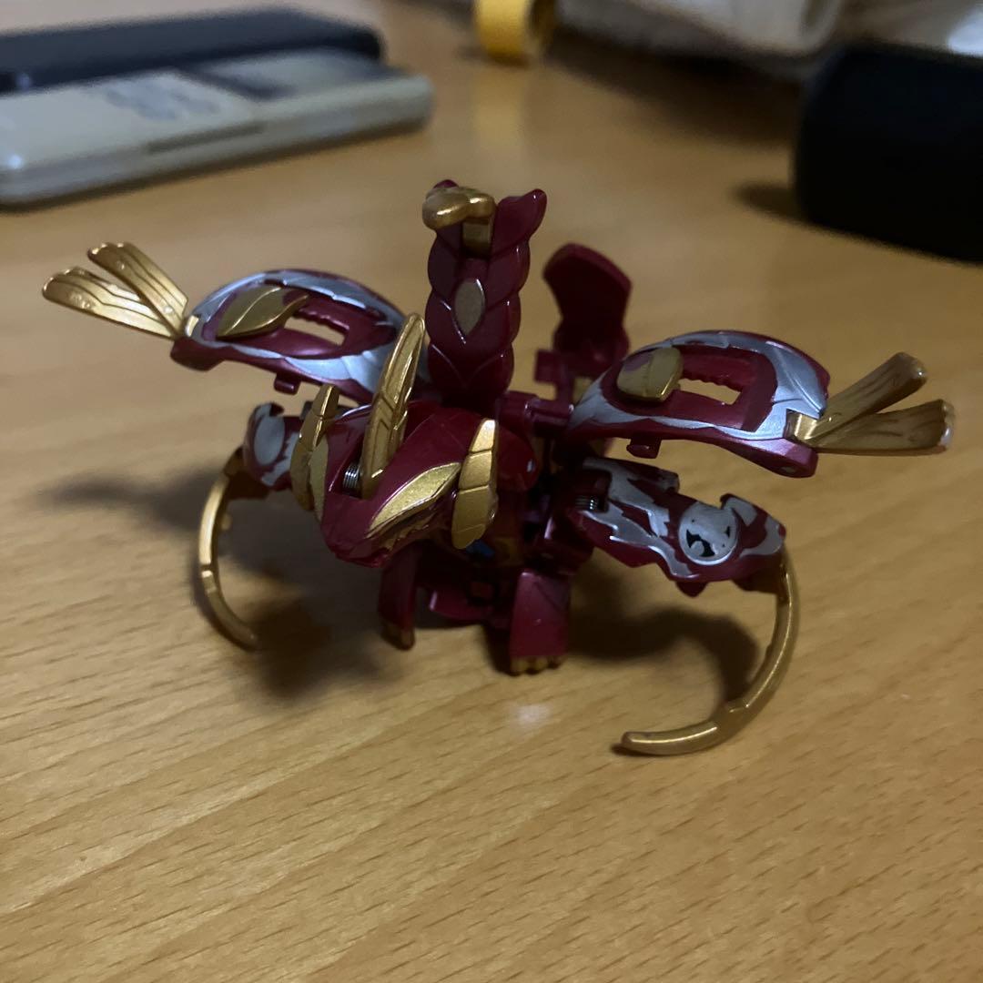 爆丸　コロコロ限定　瞬ガリュウ真紅version