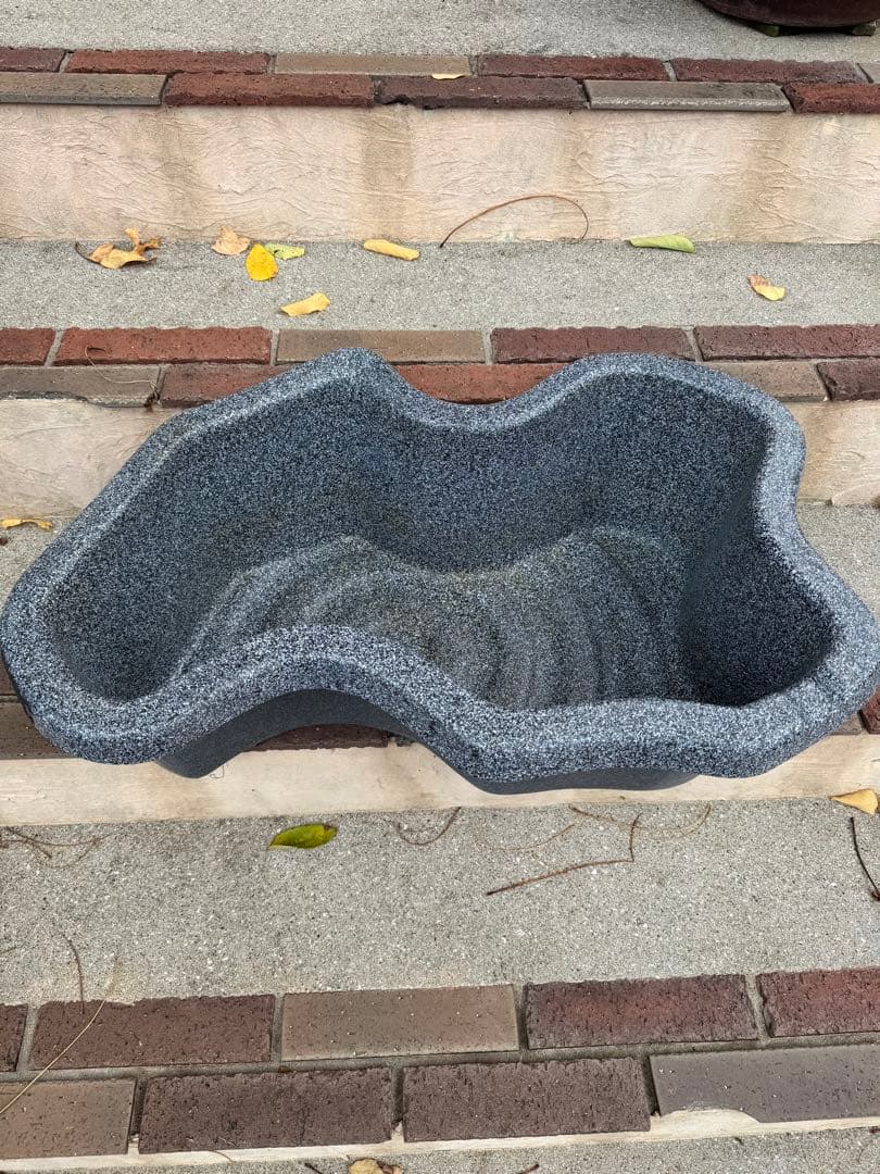ひょうたん池 みかげ調 プラ池 中古 グレー