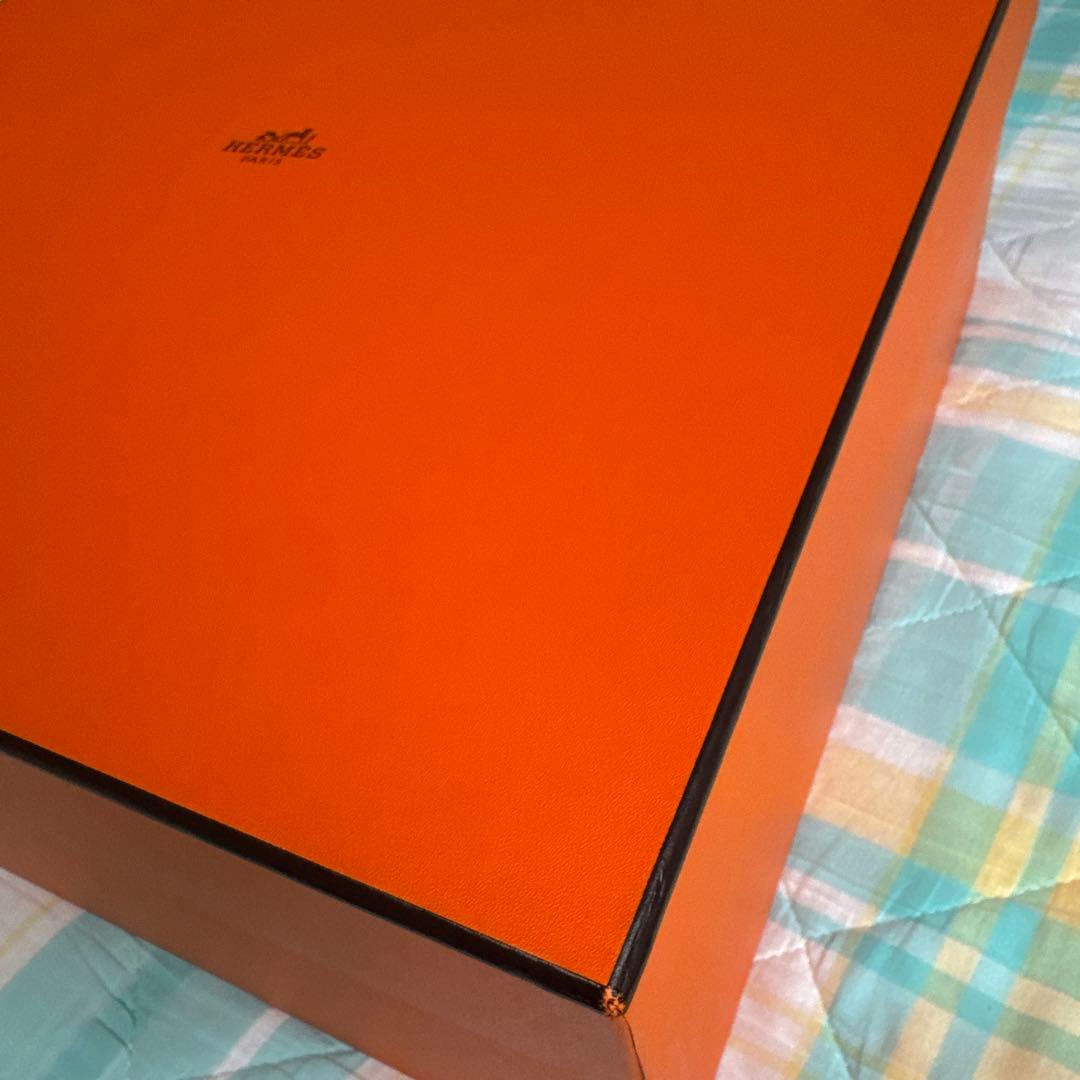 HERMES エルメス　空箱 正方形　大きい