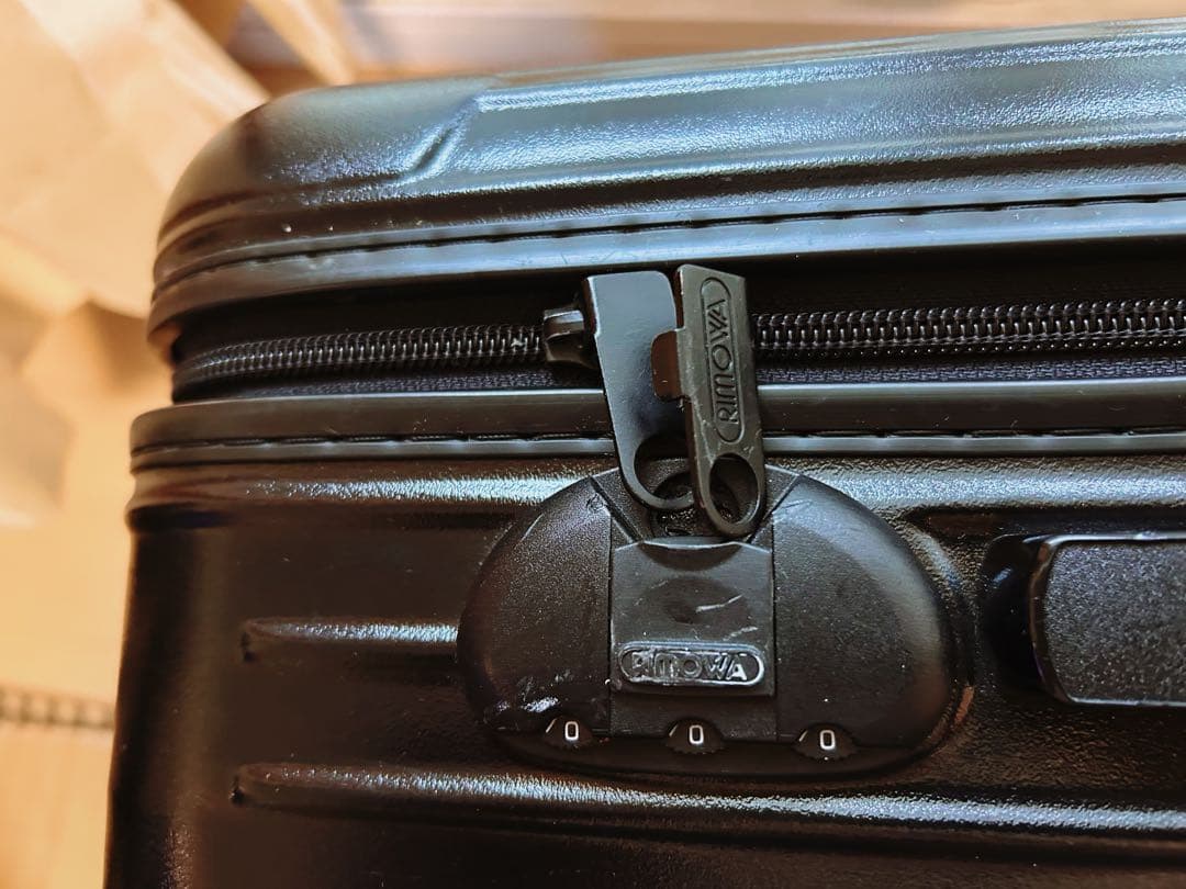 美品⭐︎RIMOWAリモワサルサ　2輪　33L 機内OK 廃盤商品　スーツケース