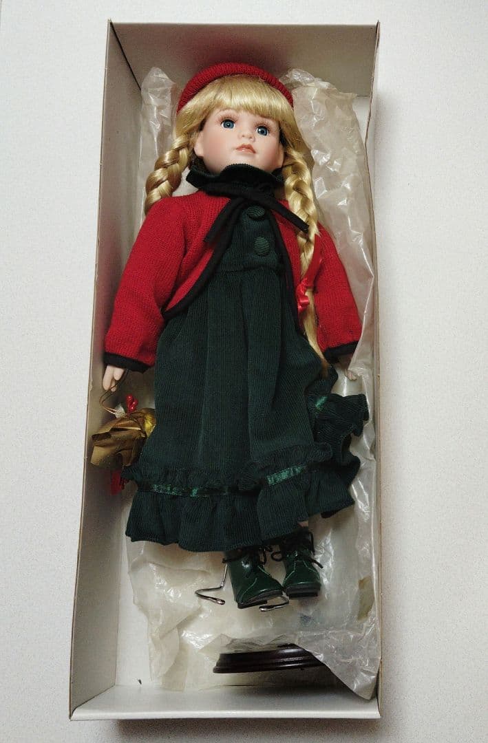 ビスクドール　 クリスマスドール　　アンティークドール　箱入り