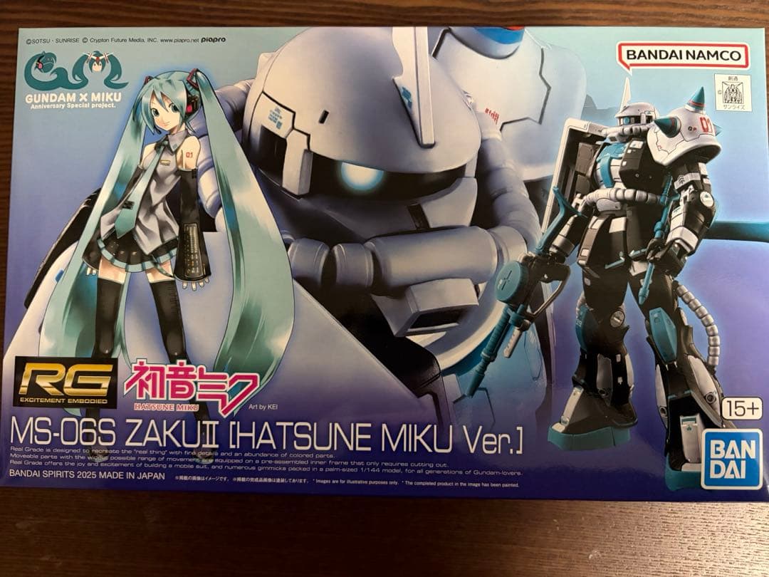 RG MS-06S ZAKU II (初音ミクVer.)