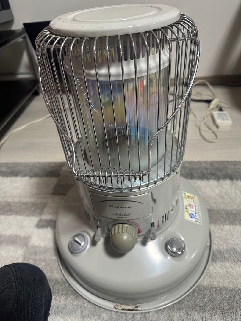 トヨトミ　対流型　レインボーストーブ RB-25E