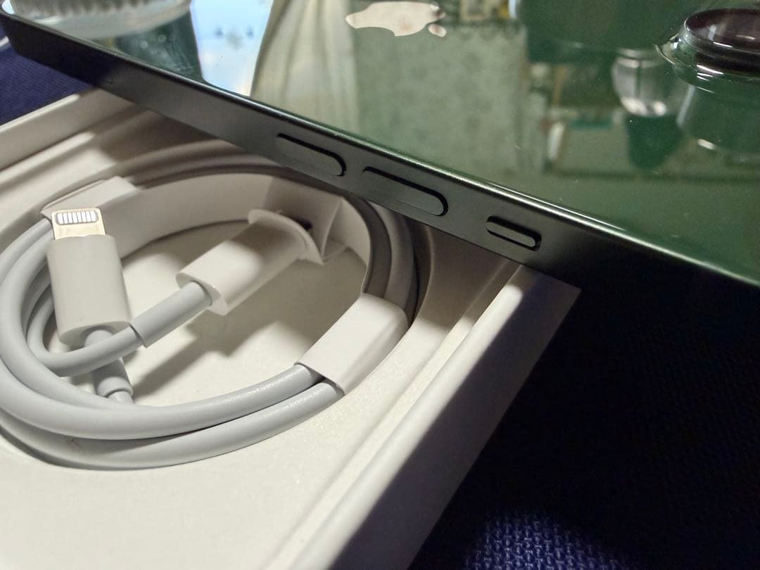 Apple iPhone13 128GB SIMフリー