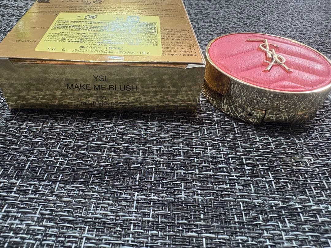 イヴサンローラン メイクミーブラッシュ パウダー 93 レストレスロゼ