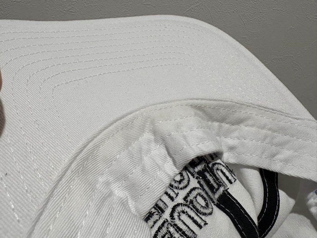 BOUTIQUE NEAT 金子恵治47 Brand キャップ ホワイト