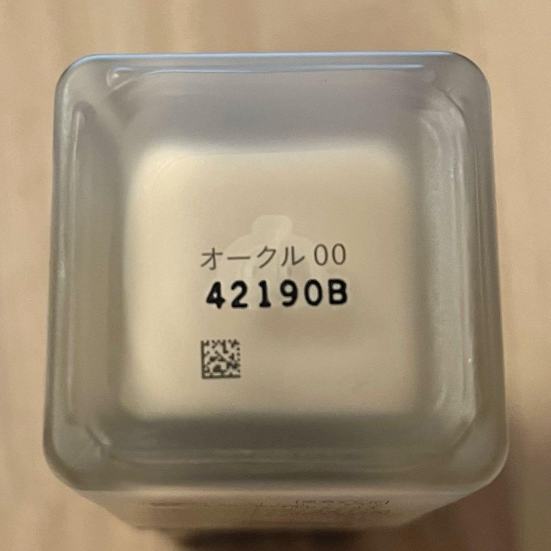 クレドポーボーテ　リキッドファンデーション