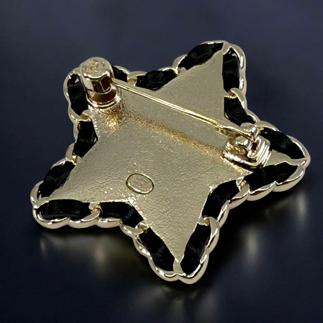 【極美品☆現行】シャネル　C24A 現行　ブローチ　レザー　星　ココマーク