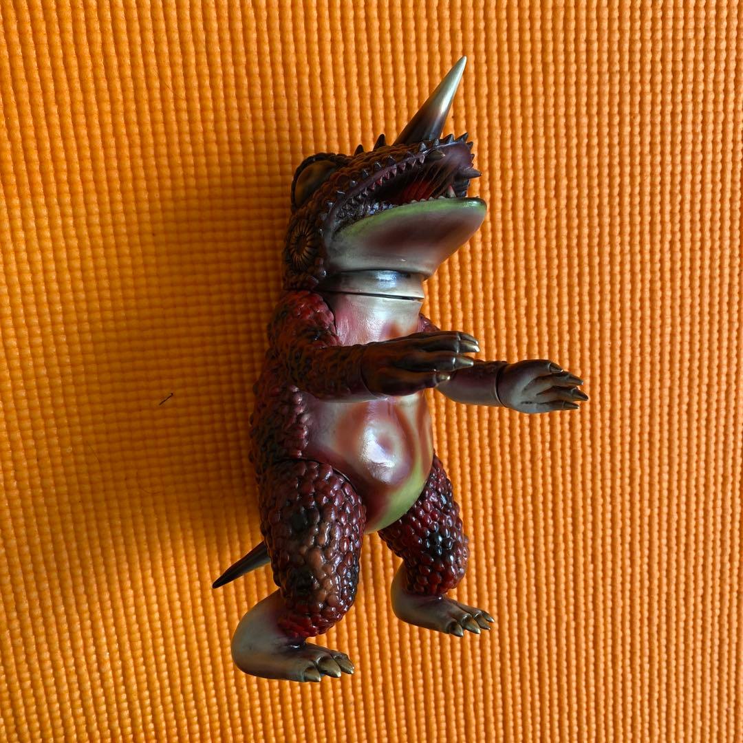 シカルナ工房　大ガマ　ソフビ