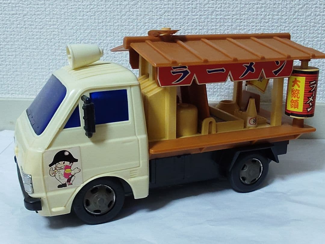 トーキングアクション　ラーメン屋 昭和レトロ　ミニカー