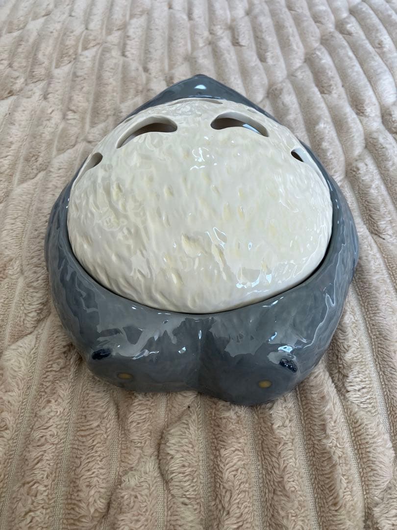 おひるねトトロ 陶器製置物　蚊取り線香入れ