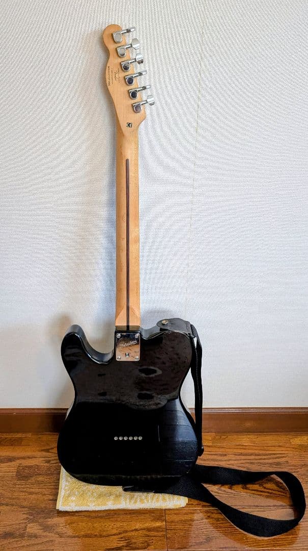【美品】アヴリル・ラヴィーン テレキャスター／Squier by Fender