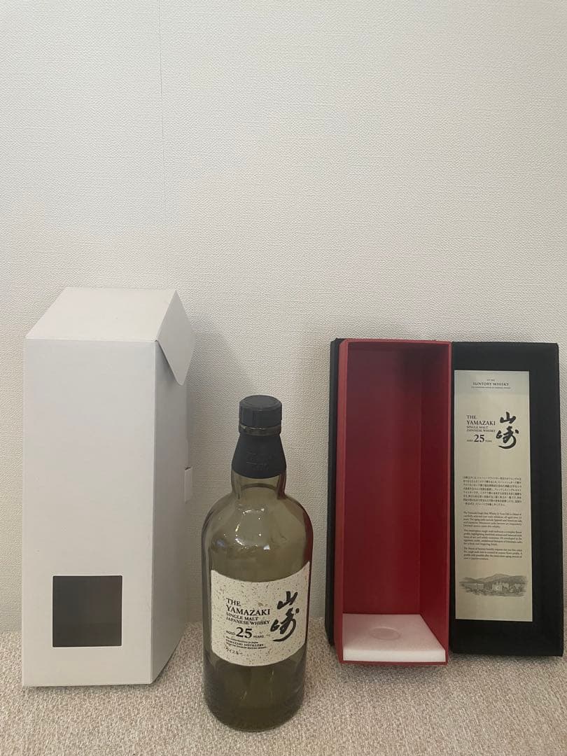 空瓶　未洗浄　白箱付き　山崎 25年 シングルモルトウイスキー