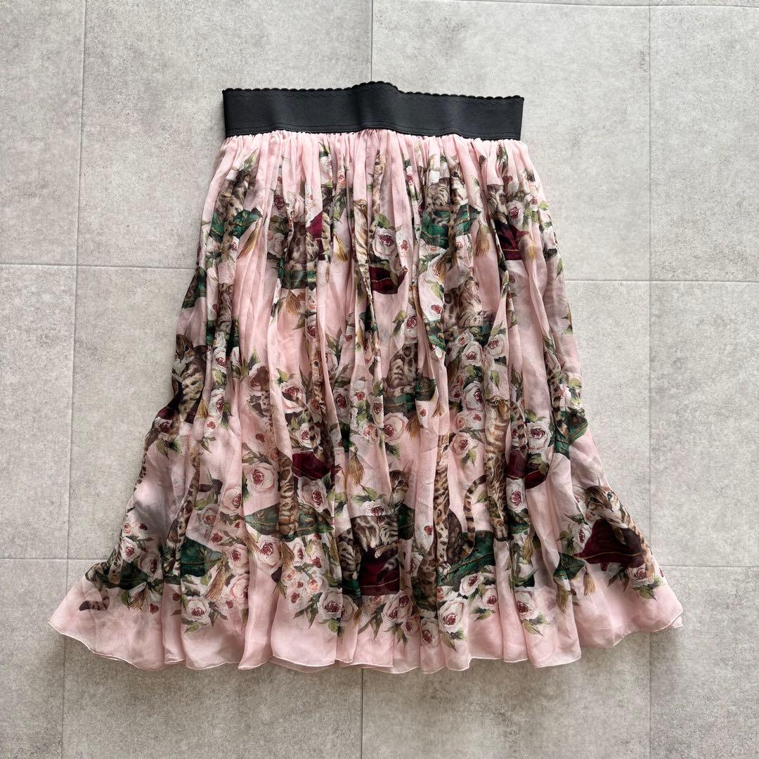 ドルチェアンドガッバーナ スカート　シルク100% 36 ピンク　アニマル　薔薇