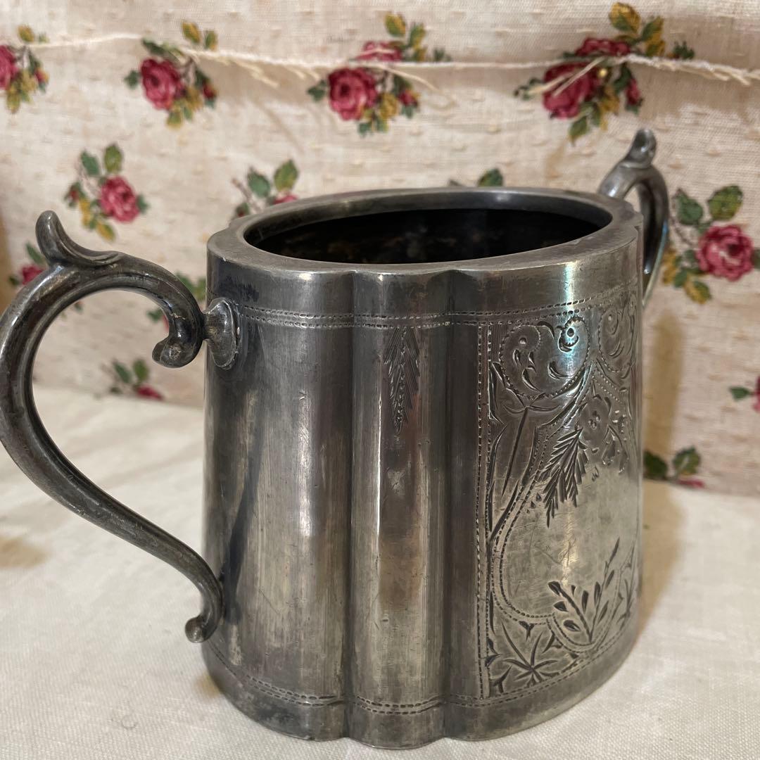 570シルバープレート花彫のミルクとシュガー、イギリス買い付け2セット