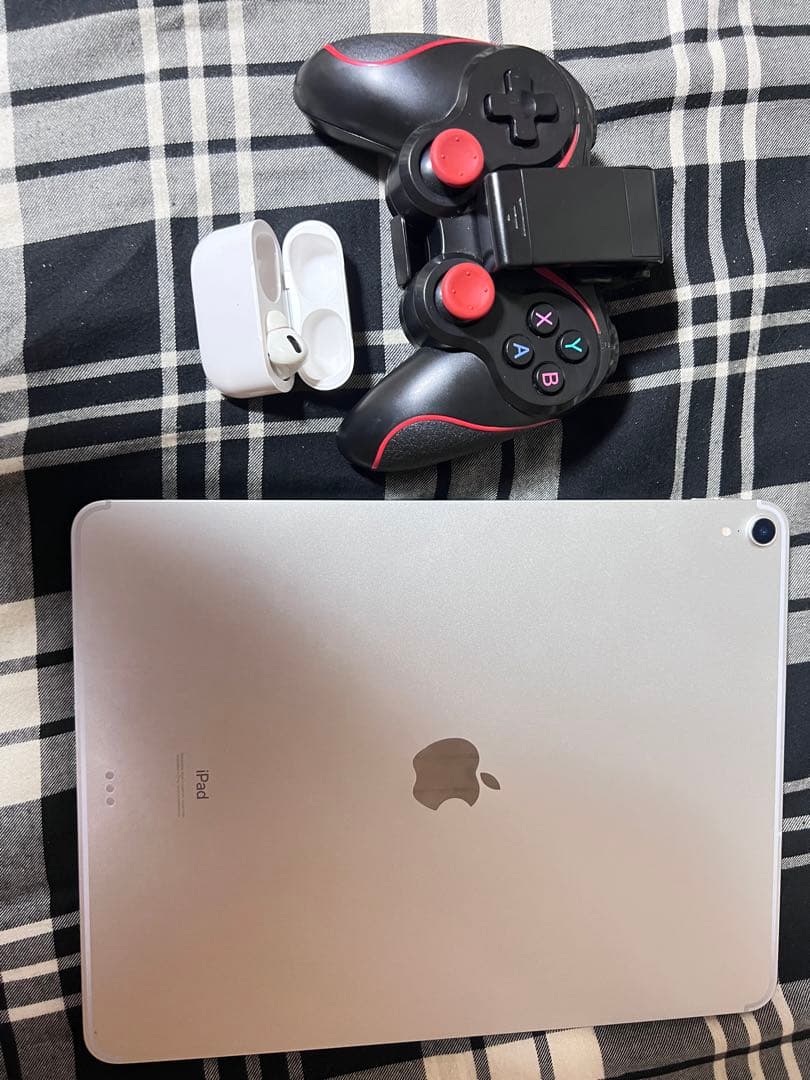 iPad Pro (12.9インチ) 第3世代 256GB MTJ62J