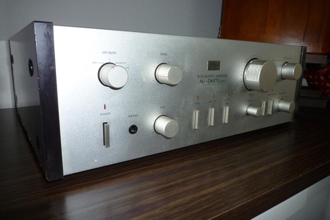 サンスイ【AU-D607G extra】プリメインアンプ　ジャンク出品