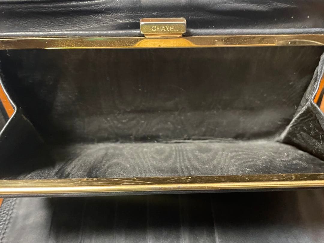 CHANEL シャネル キャビアスキン 黒 ココマーク