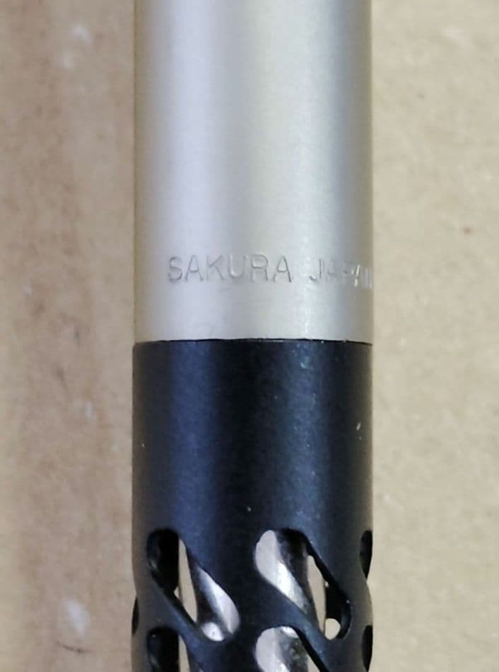 シャープペンシル SAKURA ARCHI 　　サクラ アーキ　由良拓也