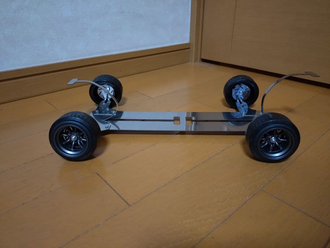 トレノ AE86 ホワイト/ブラック パンドラ ディスプレイシャーシ ete