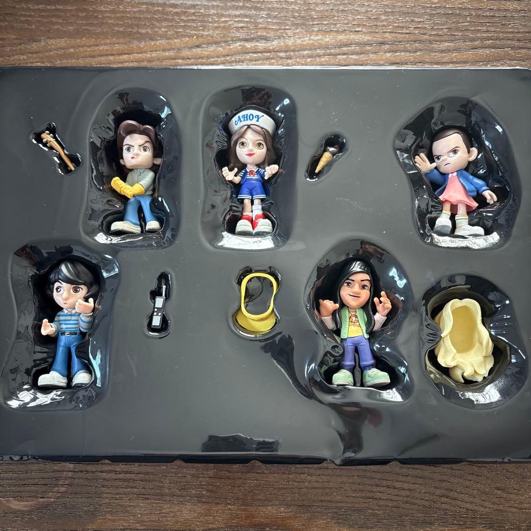 ストレンジャーシングス　フィギュアパック