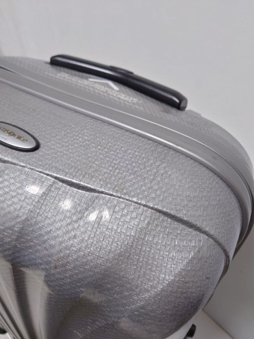 美品✨サムソナイト コスモライト スピナー61 シルバー 50L 2.4kg