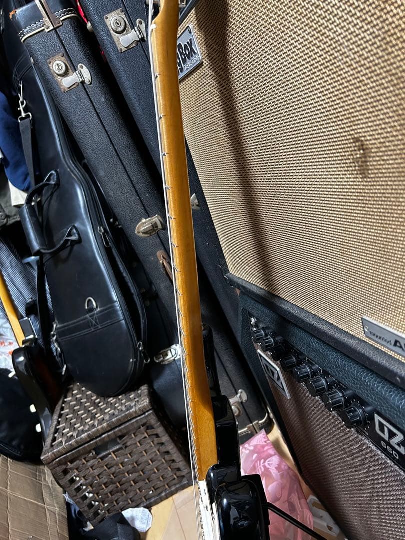 スクワイア　Stratocaster サンバースト