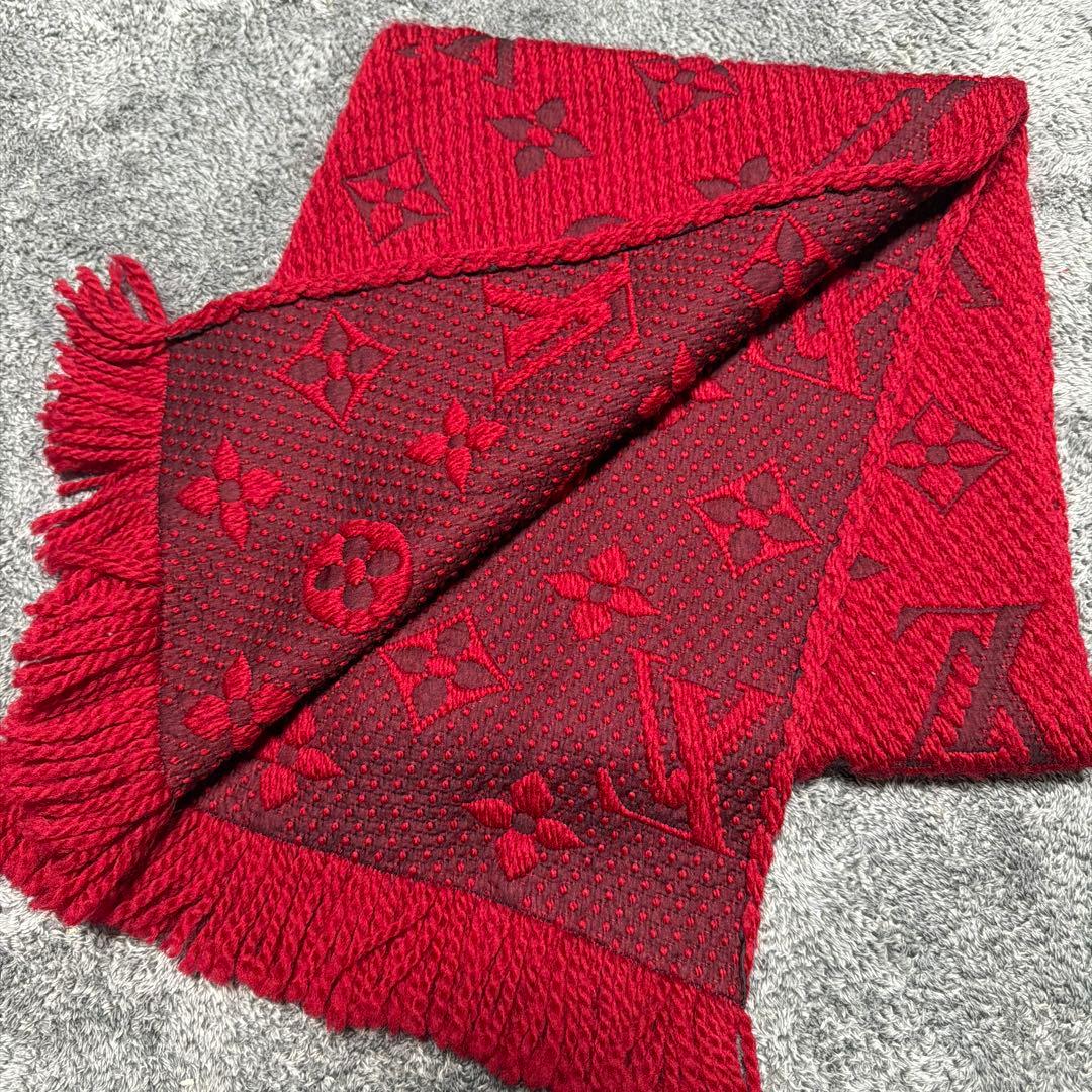 ルイヴィトン マフラー 赤