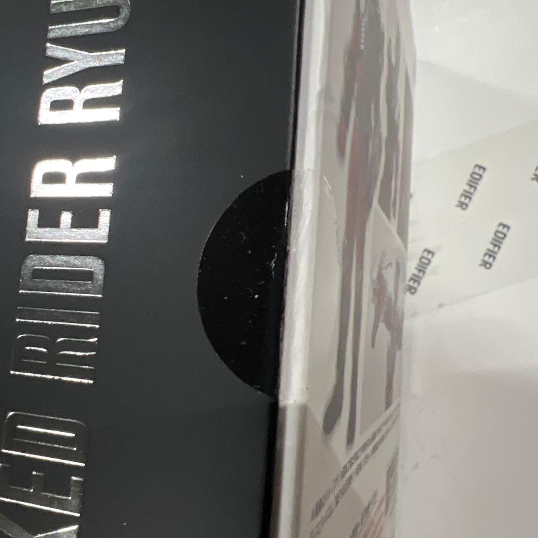 真骨彫製法　S.H.Figuarts 仮面ライダー龍騎