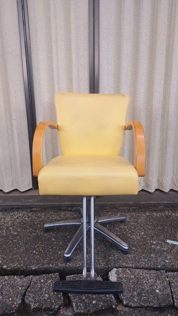 タカラベルモント　鏡　スタイリングチェア　美容室　理容室　引取限定　千葉県