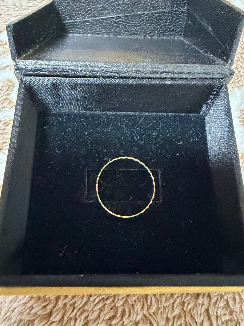 ゴールド フラワーモチーフリング 箱付き