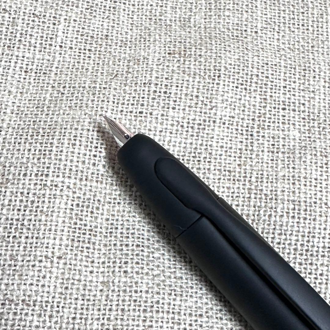 PILOT パイロット キャップレス万年筆 ブラックマット EF