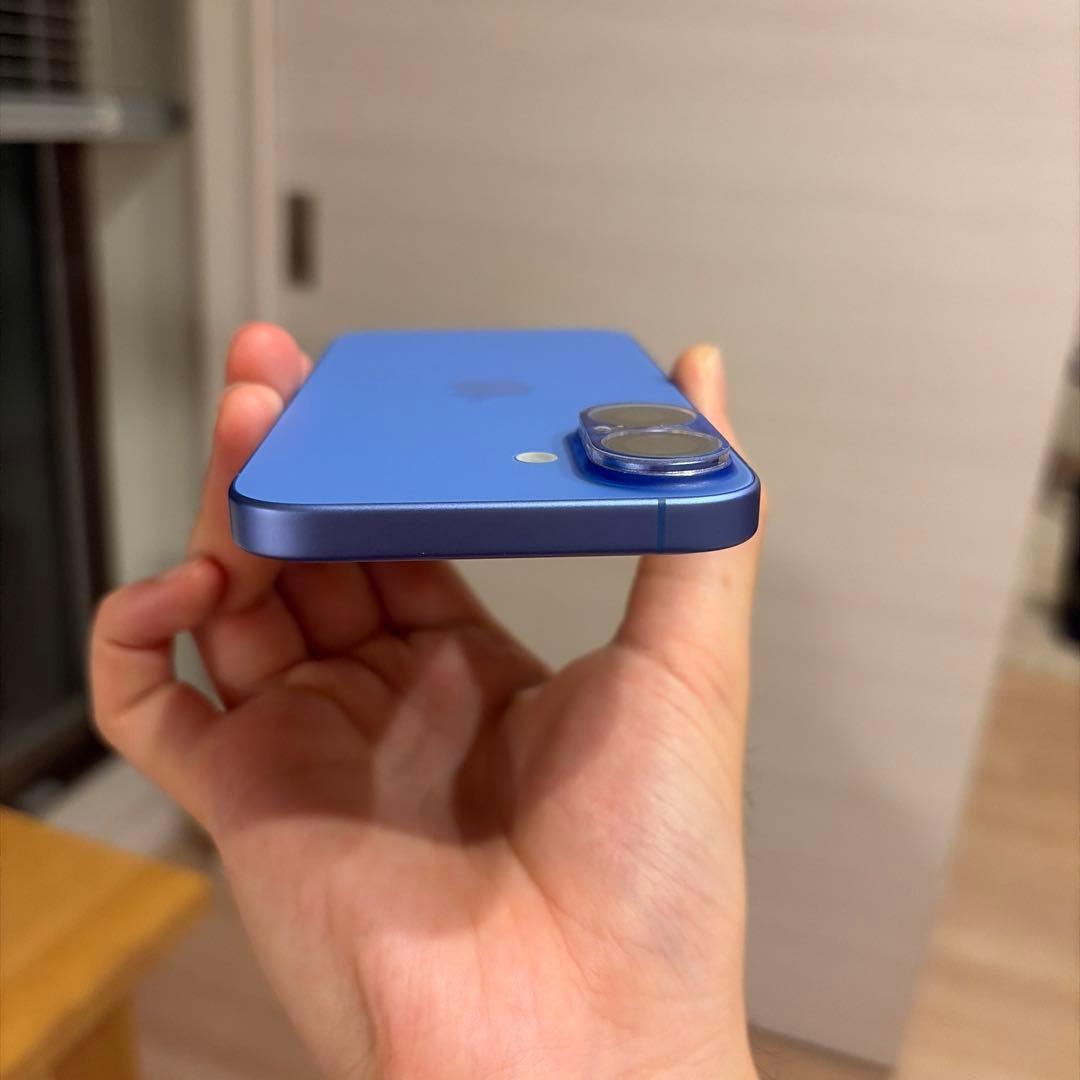 【傷なし/美品】iPhone 16 128GB ウルトラマリン