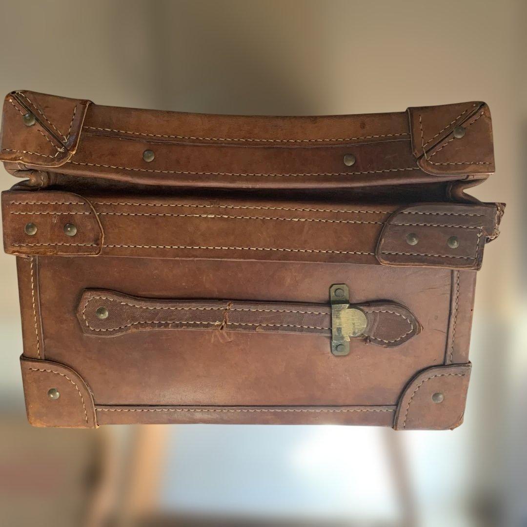 アンティーク/革トランク/重厚/収納ケース/ヴィンテージ/オブジェ/本日限定価格