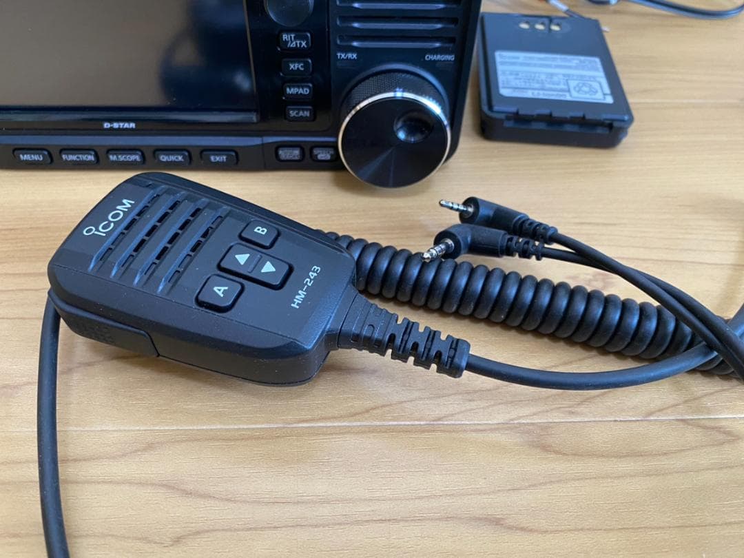 ICOM IC-705 HF/50/144/430MHz アイコム 無線機