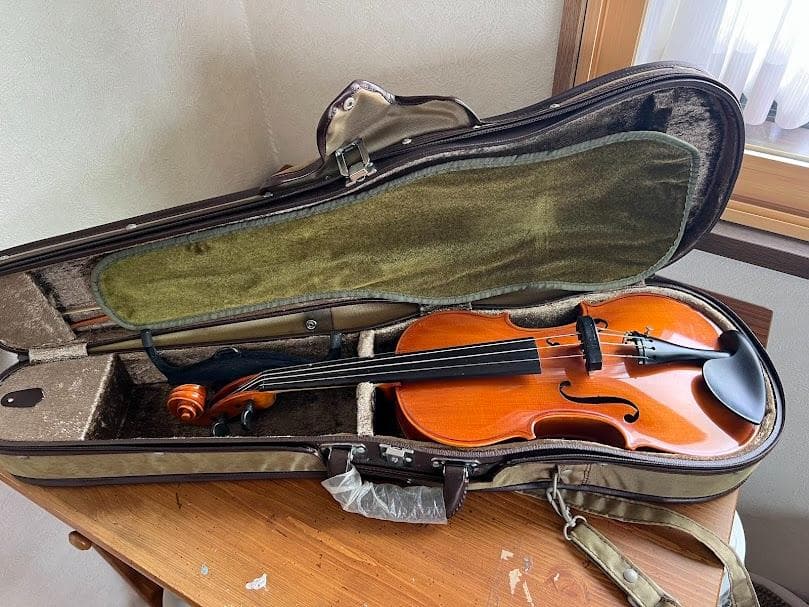 鈴木バイオリン　NO.330　4/4　ケース付き　中古