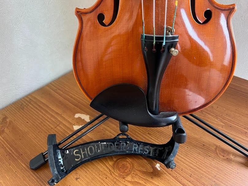 鈴木バイオリン　NO.330　4/4　ケース付き　中古