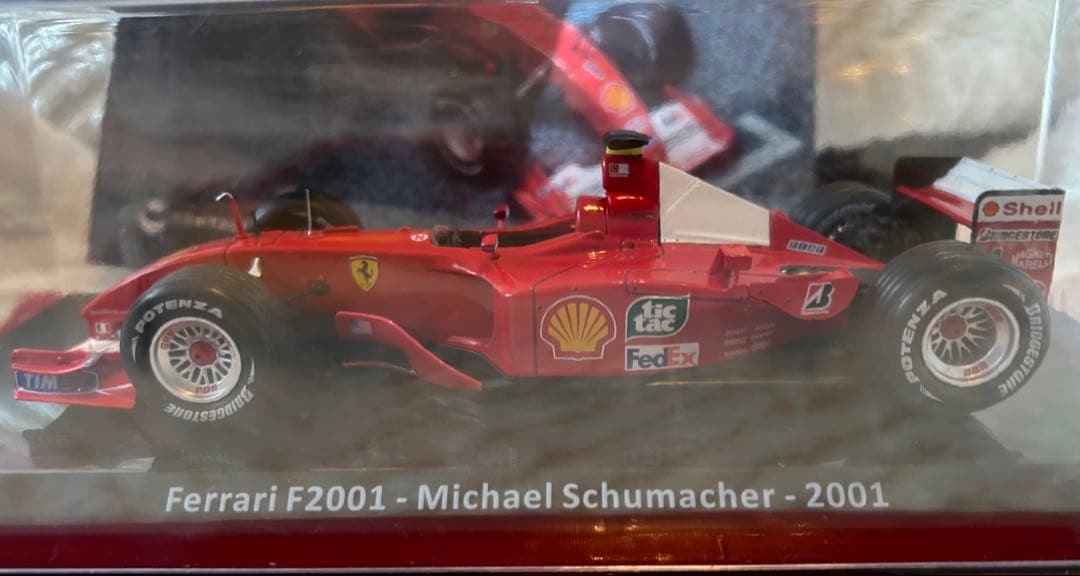 おまけ付き　ビッグスケールF1コレクション　フェラーリF2001 シューマッハ